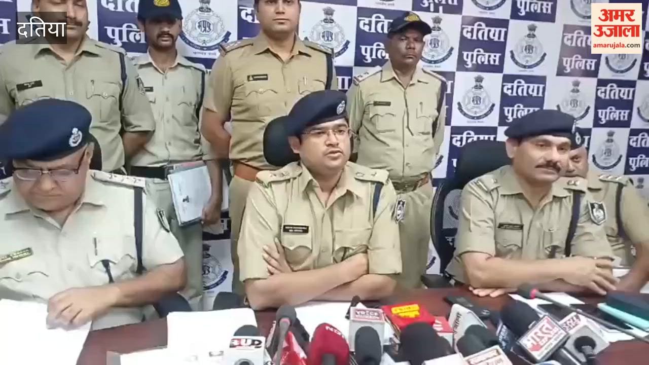 The robbery of a couple returning from Ratangarh Mata temple was revealed; the police achieved success after scanning 80 CCTV footage.