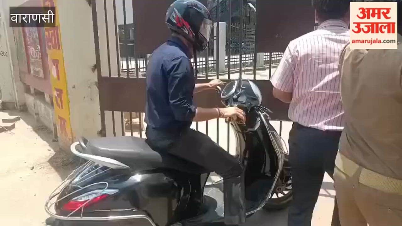 Municipal Commissioner Arrives at Office Electric Scooter No Fuel Day