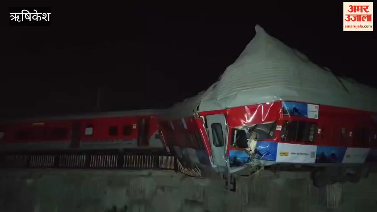 Ujjaini Express Train Derails During Shunting in Rishikesh