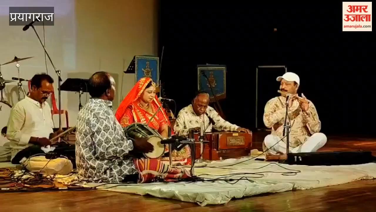 Various programmes and presentations held on the foundation day of All India Radio captivated the hearts.