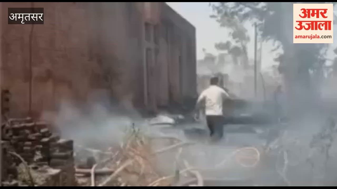 Massive Fire in High-Voltage Wires at Ajnala Power Station; Power Supply Cut Off in Several Villages