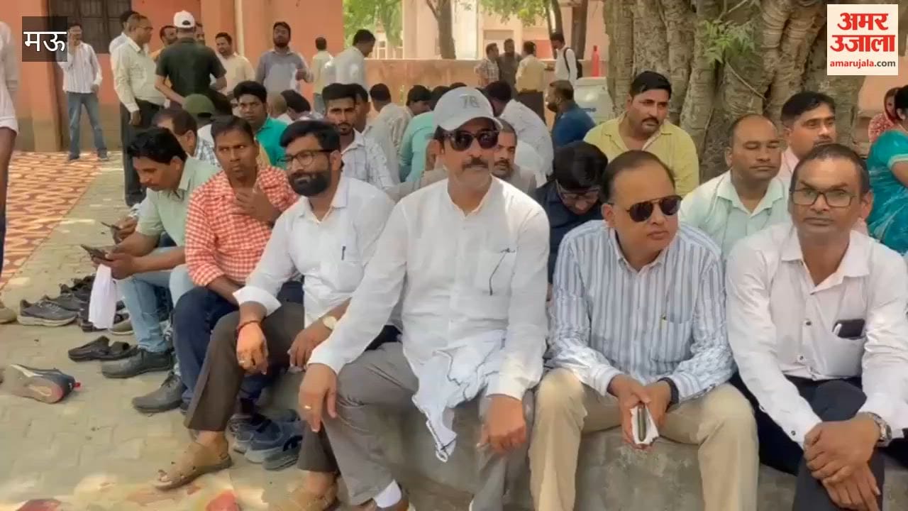 Contractual Employees Stage Protest and Boycott Work After Not Receiving Salaries for Two Months