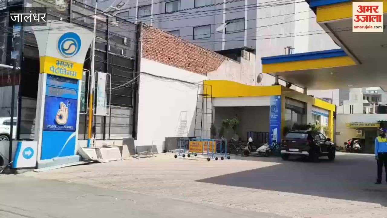 Petrol-Diesel Crisis in Punjab Pumps Run Dry in Several Districts Including Jalandhar