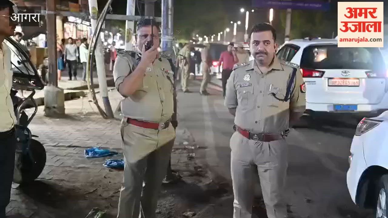 Agra Police Commissioner Viral Video