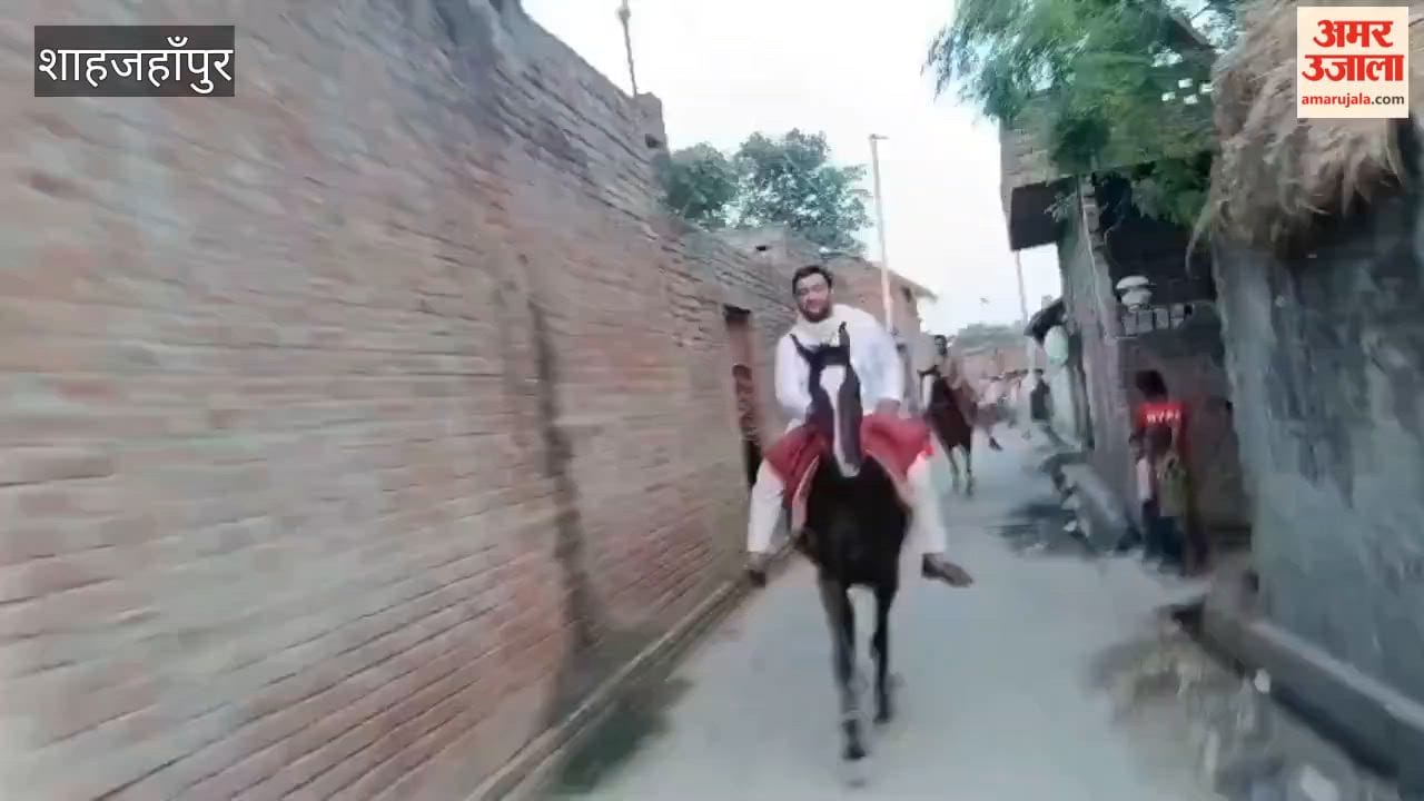 BJP MLA rides a horse in Shahjahanpur