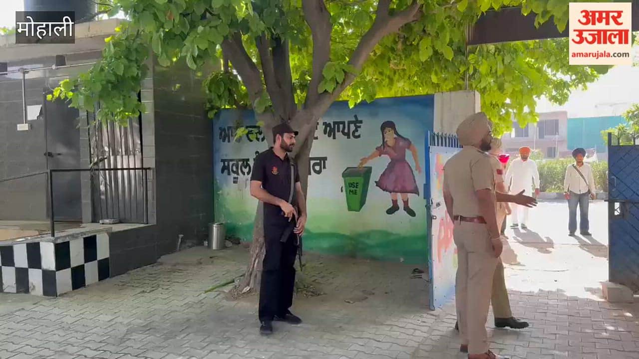 Voting begins for the 50 wards of the Mohali Municipal Corporation.