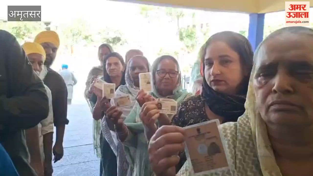 Peaceful voting underway in 11 wards in Ramdas Nagar Council elections.