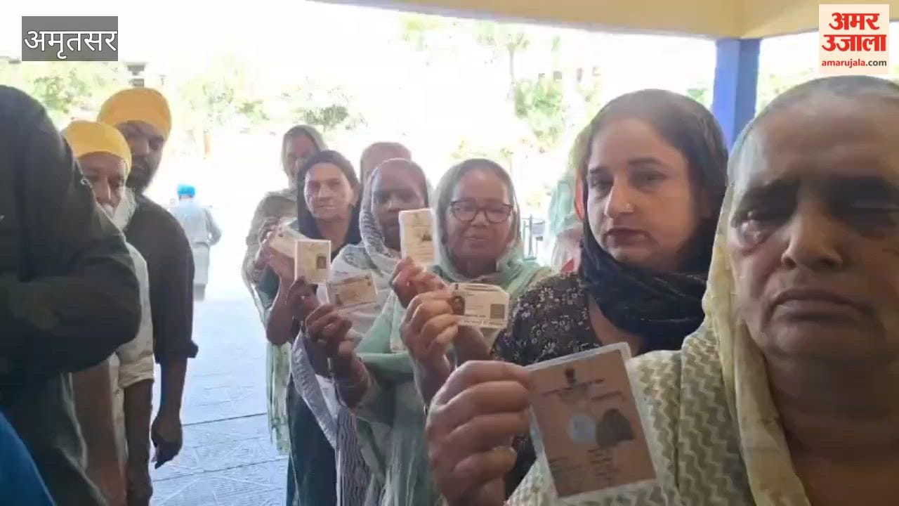 Peaceful voting underway in 11 wards in Ramdas Nagar Council elections.