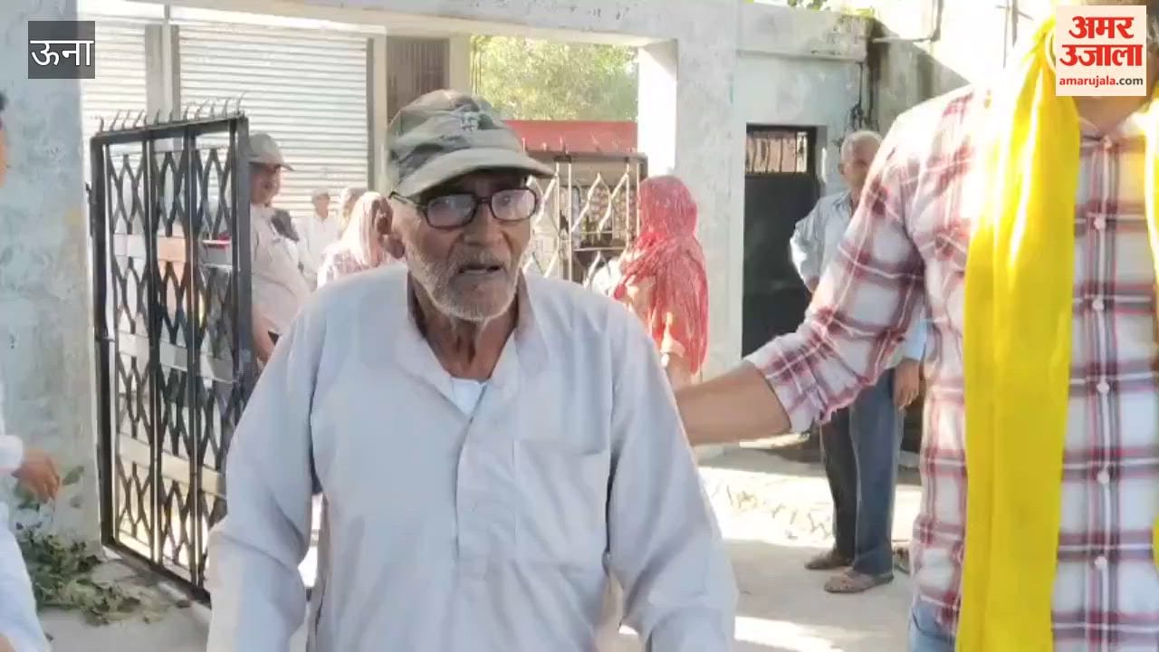 Una: Immense Enthusiasm Witnessed During Voting in Duhal Bhatwalan Panchayat; Elderly Citizens Also Turned Out in Large Numbers to Cast Their Votes