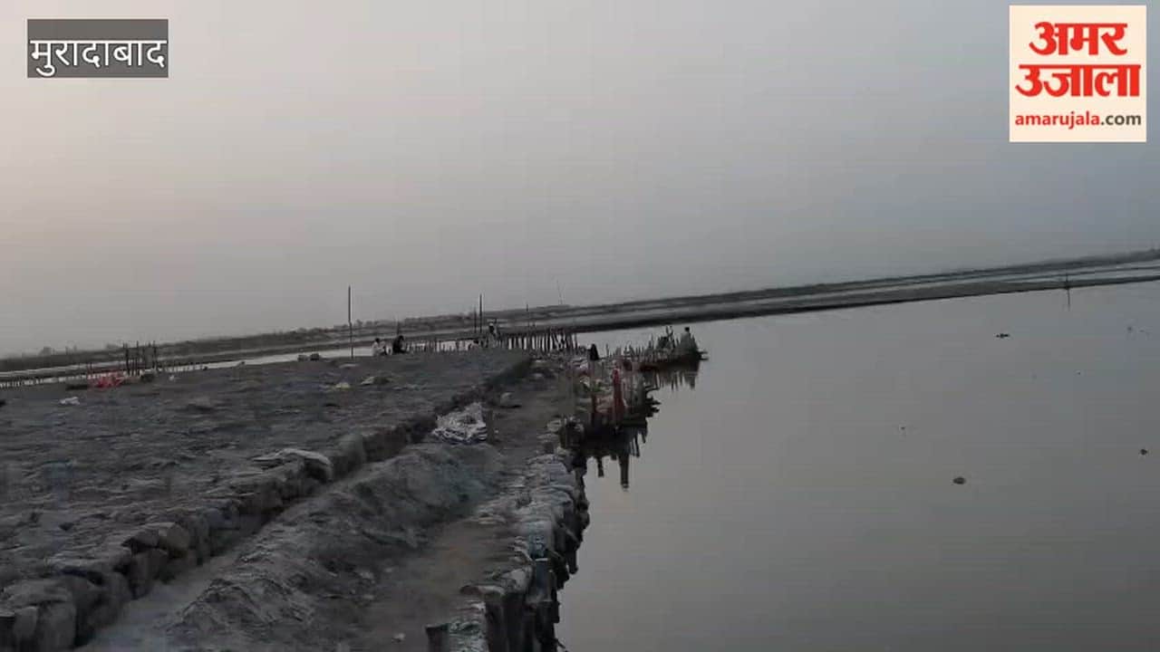 Fishing in the restricted zone along the banks of the Ganges