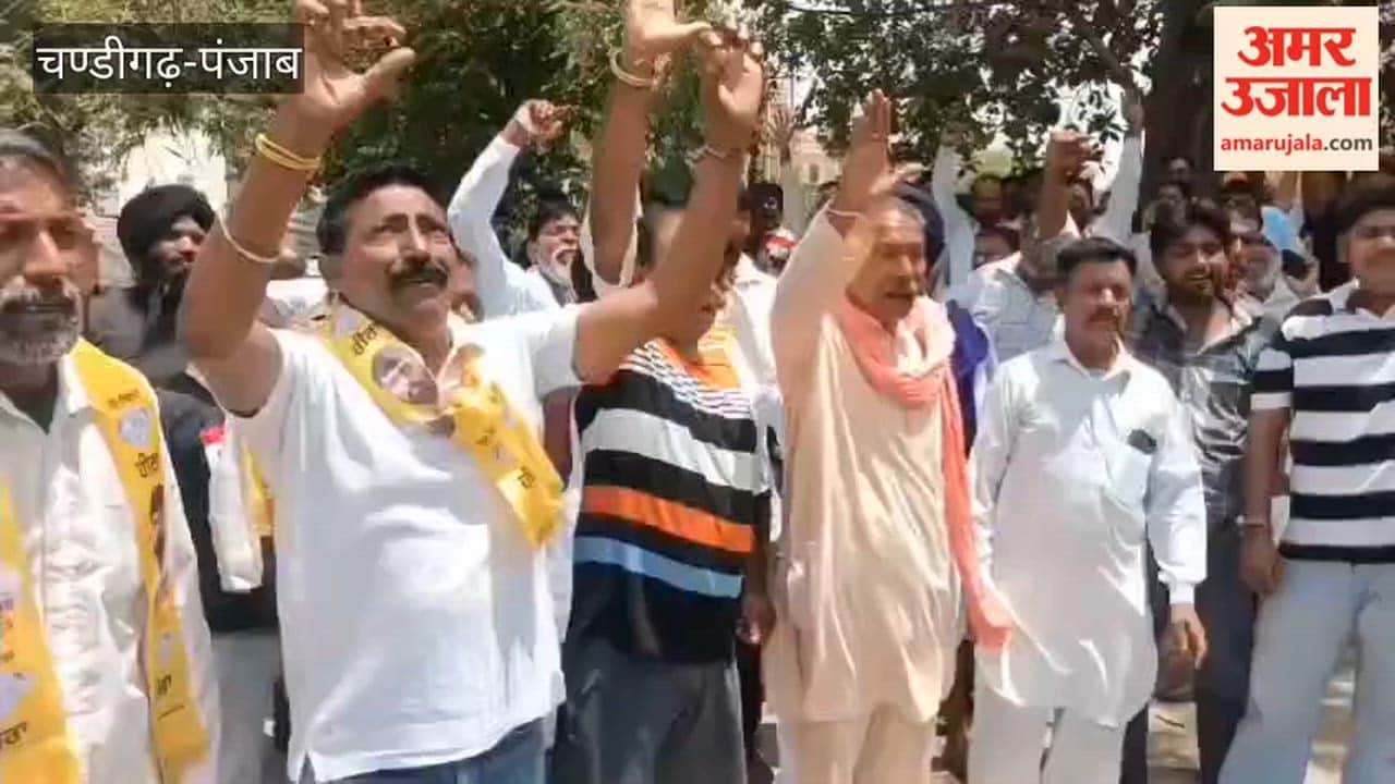 Ferozepur Police apprehends three armed outsiders along with gangster-turned-social worker Chandu; supporters stage a sit-in protest.