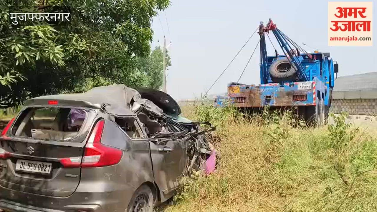 Muzaffarnagar: Car Falls from Titawi Flyover, Five Members of Same Family Seriously Injured