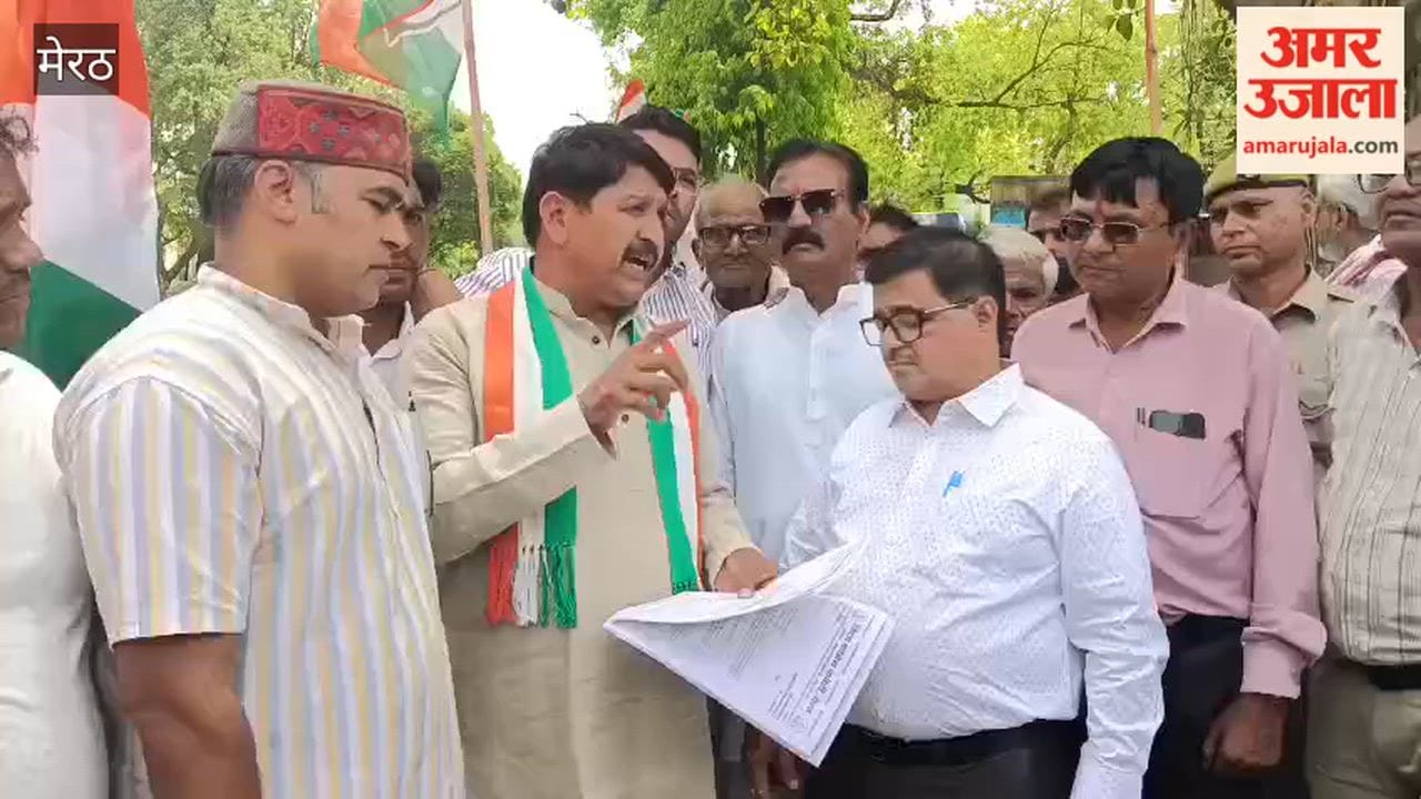 Meerut: Congress Protests Against Rising Crime, Submits Memorandum to Governor
