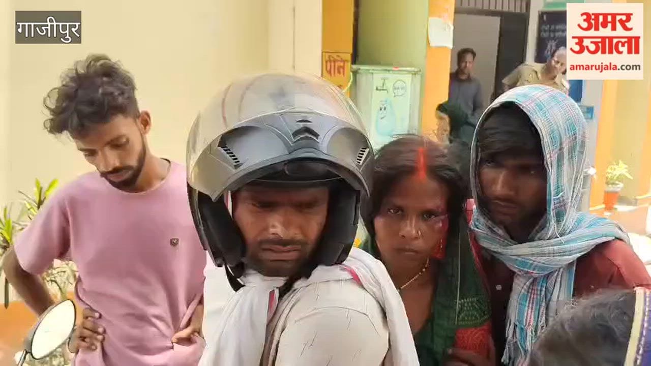 Pickup Truck Overturns While Swerving to Avoid Cyclist Injured Taken Hospital on Motorcycles
