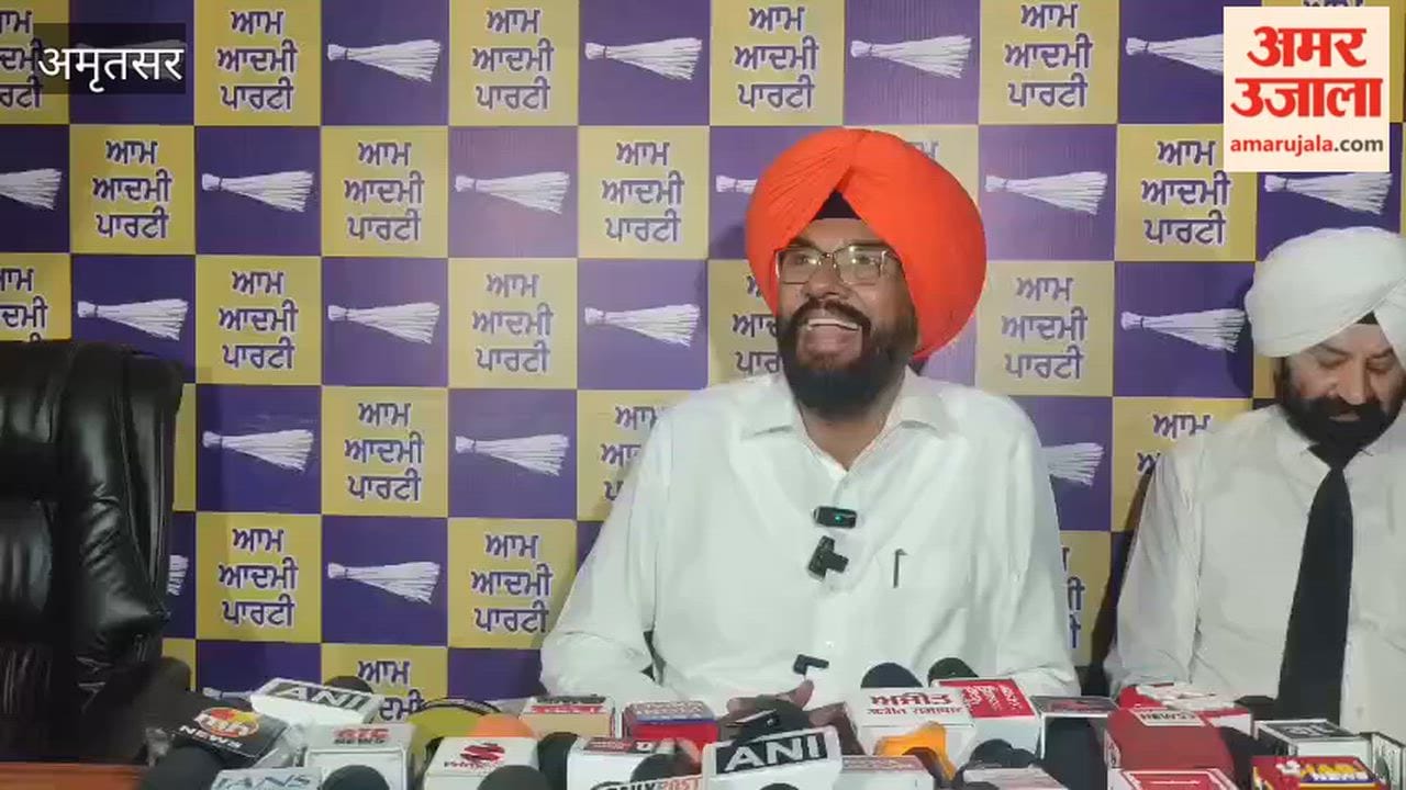Speaking on Rising Fuel Prices, MLA Kuldeep Dhaliwal Says: "Close Your Doors to the BJP."