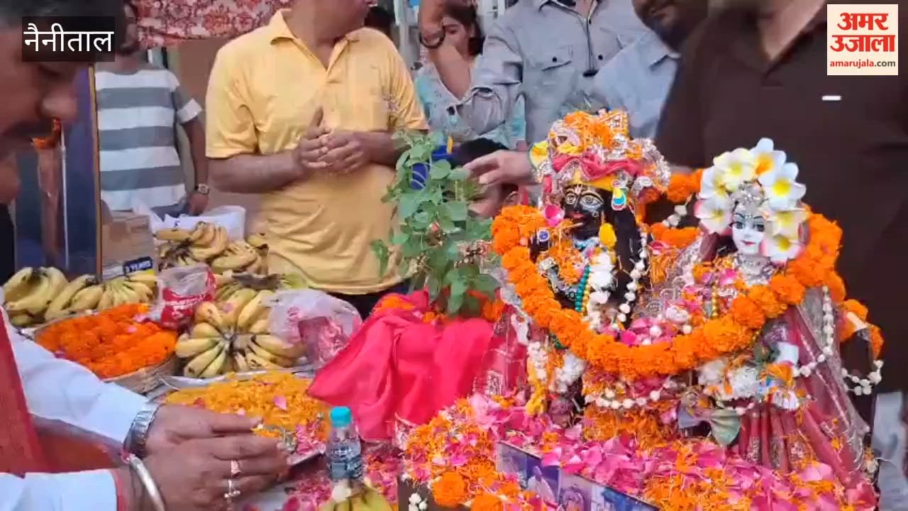 ISKCON's Palki Yatra in the Kalawati area of Haldwani, Harinam Sankirtan creates a devotional atmosphere