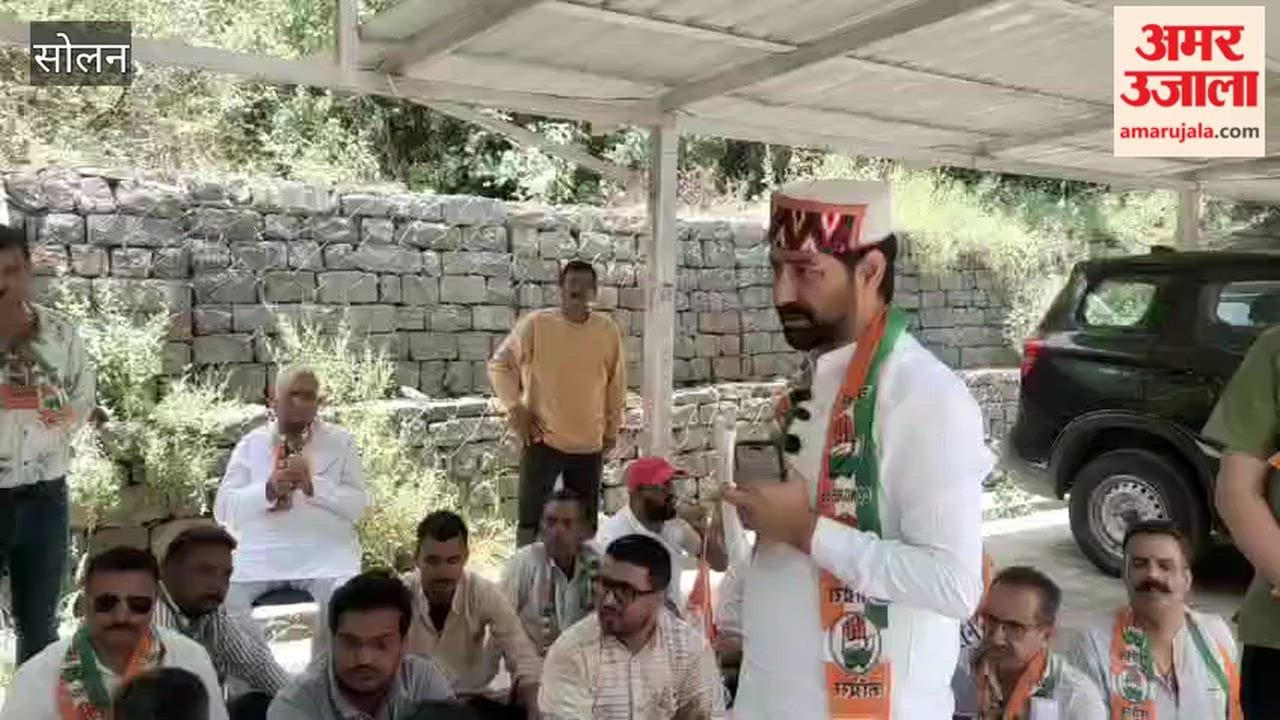 Solan: Congress Stages Sit-in Protest Against Hike in Petrol and Diesel Prices