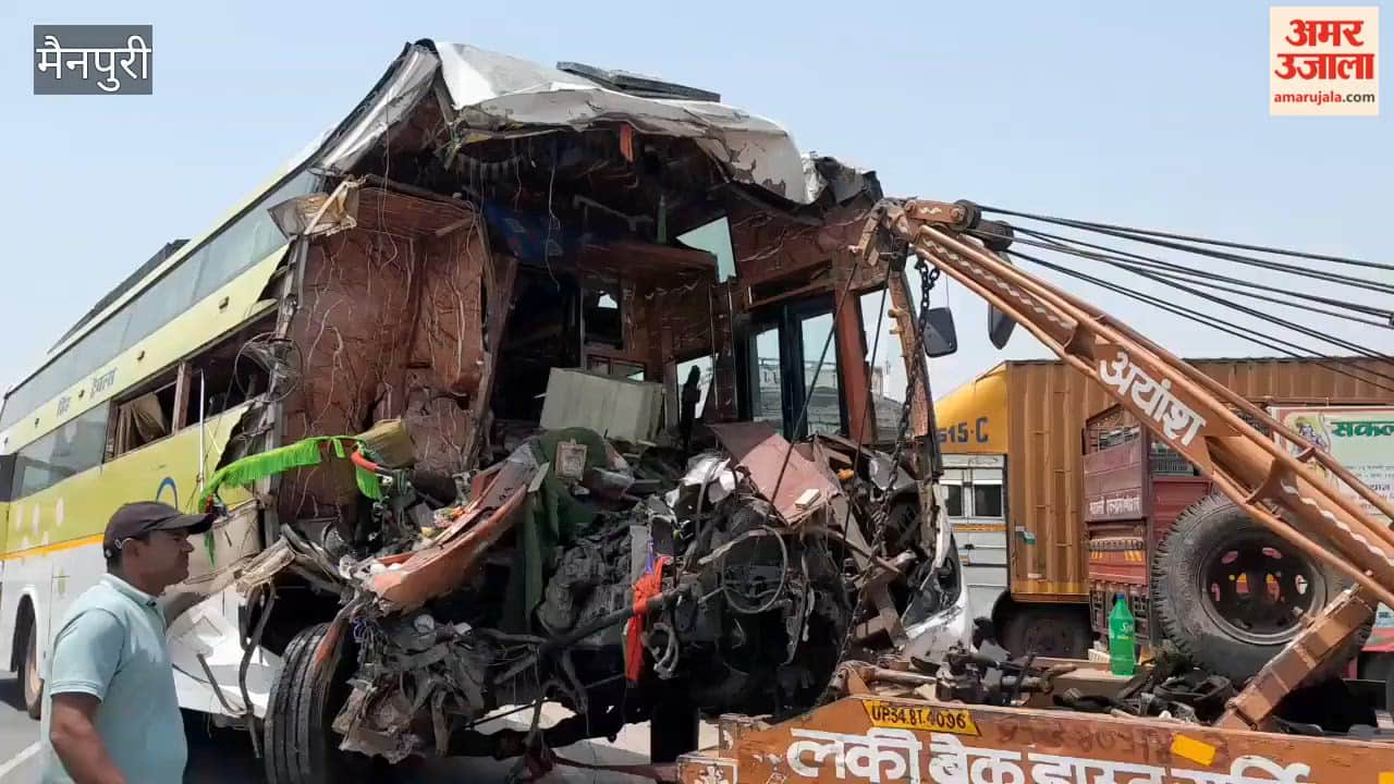 Bus Collides with Truck on Agra-Lucknow Expressway Two Dead 35 Passengers Injured