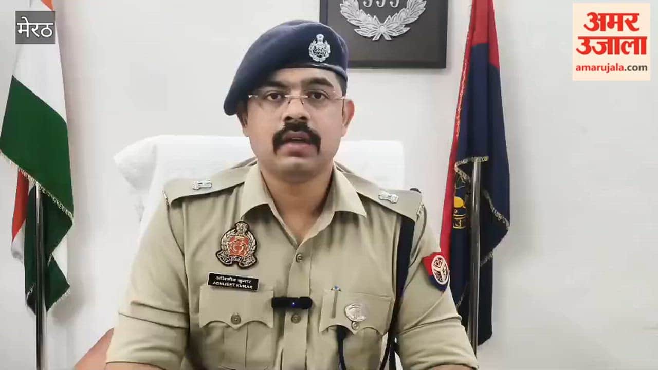 Four Accused Arrested for Performing Stunts on Ganga Expressway; Four Vehicles Seized