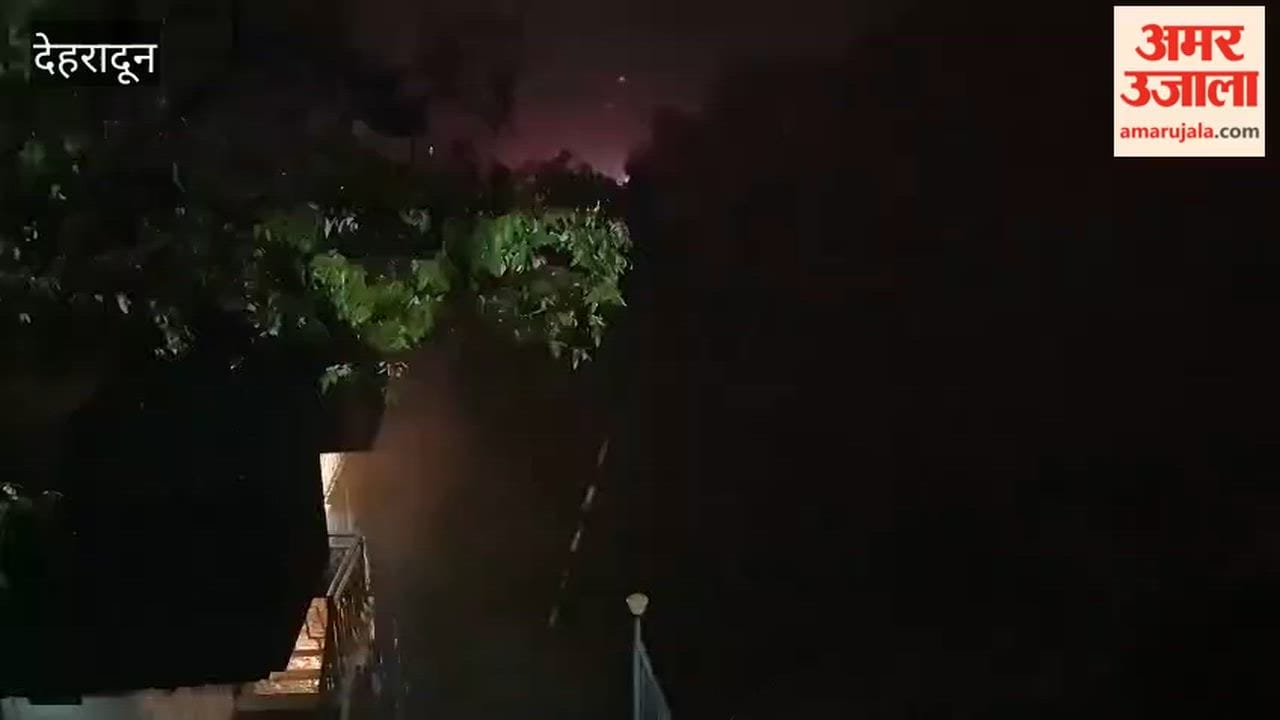 VIDEO: Weather takes a turn in Mussoorie; temperatures drop due to rain and hailstorm.