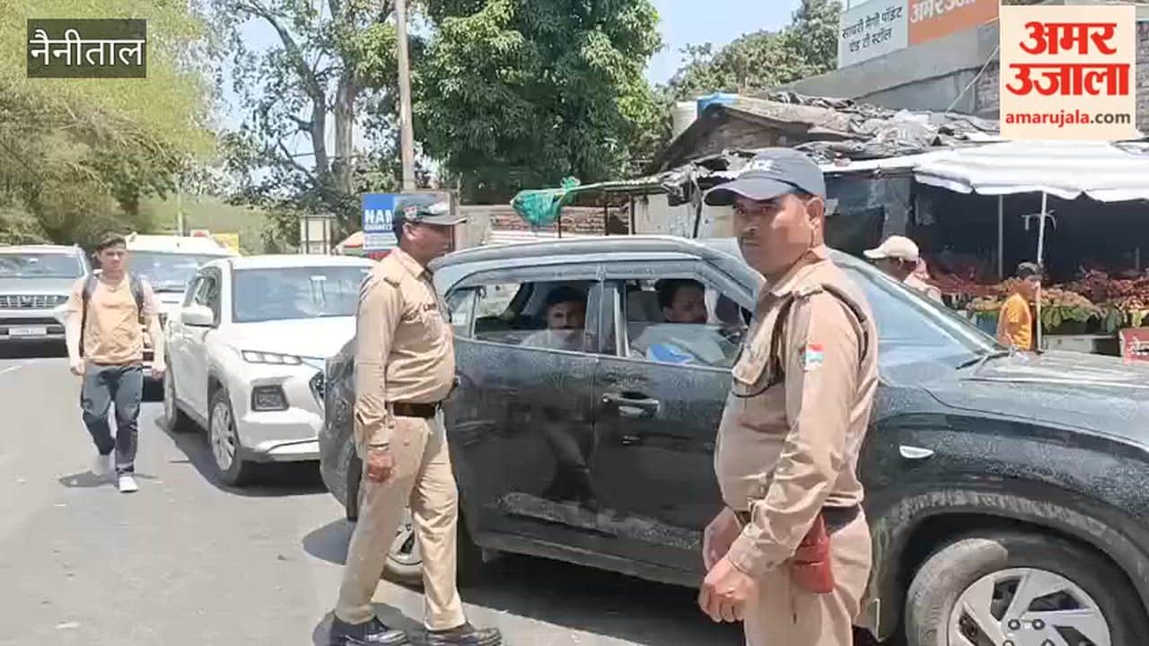 Due to intensive checking in Kaladhungi there was a jam on Ramnagar Road
