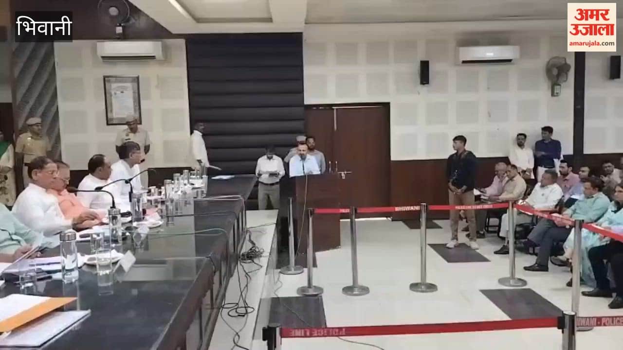 Minister Takes Strict Action in Bhiwani: License of Private Hospital Revoked for Charging Fees on Ayushman Cards; Negligent Official Suspended