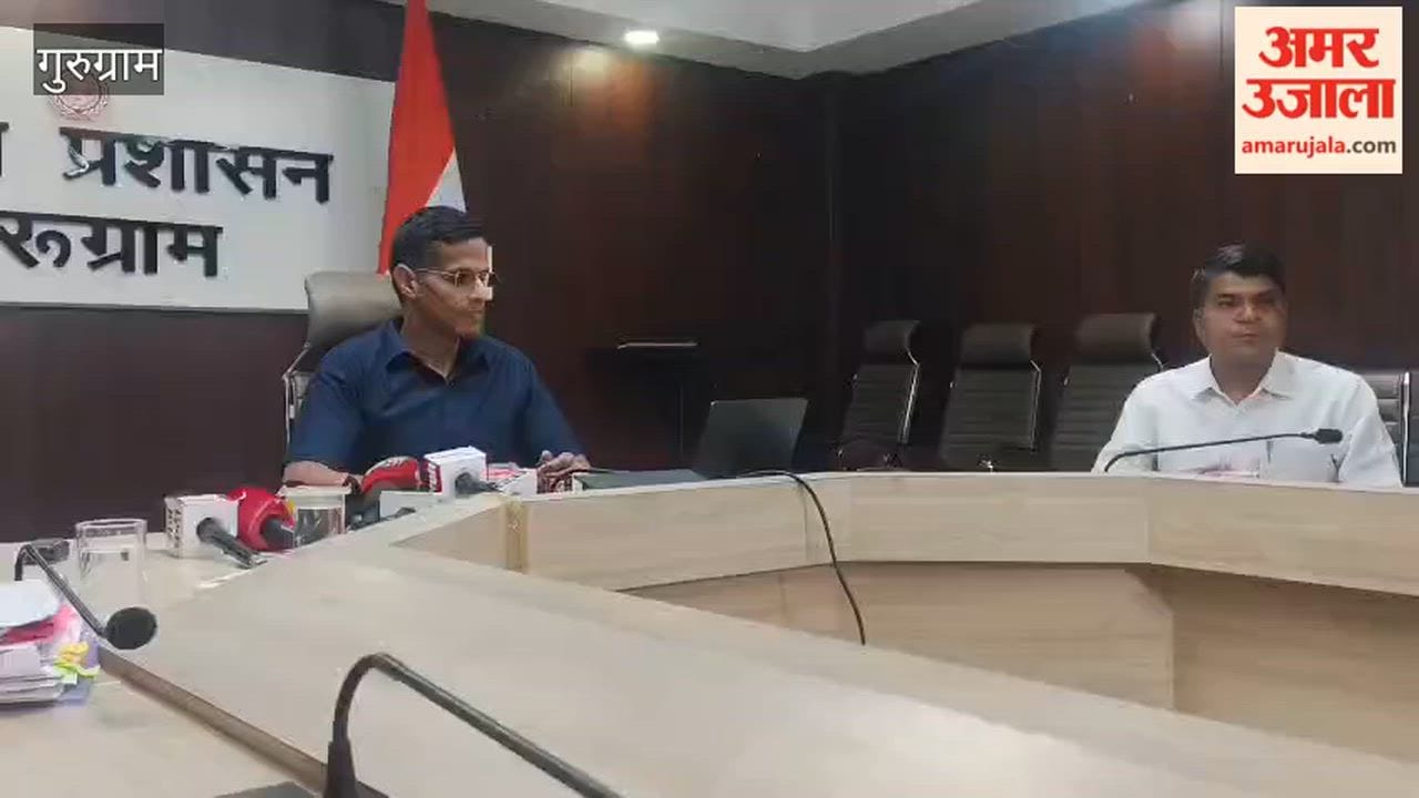 Gurugram Deputy Commissioner Uttam Singh Issues Directives to Officials Regarding the SIR Process