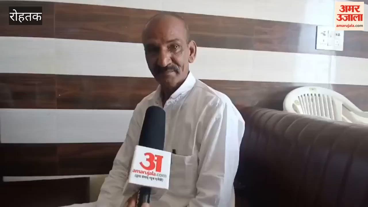Kuldeep, who failed the fifth grade five times in Rohtak, has chronicled the history of Sunaria in a book.