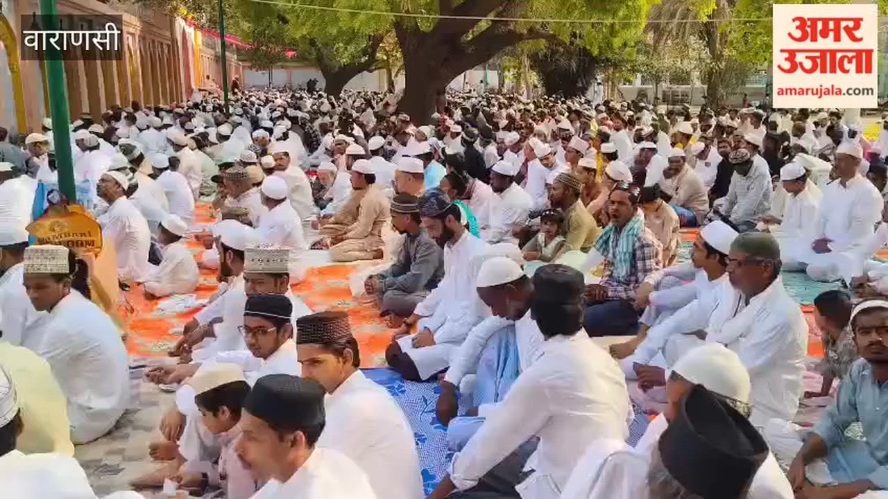 Worshippers Offer Prayers at Mosques in Banaras