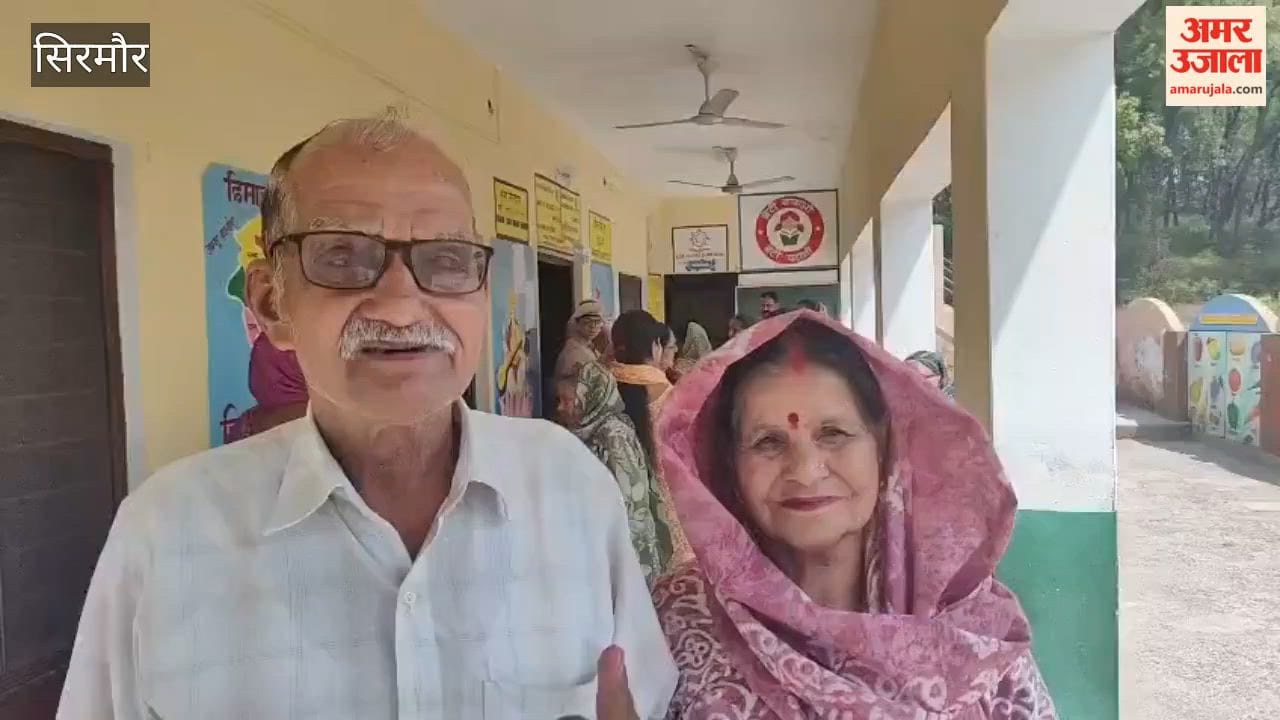 Sirmour: Enthusiasm Among Elderly Voters—Centenarians Fulfill Their Democratic Duty During Polling