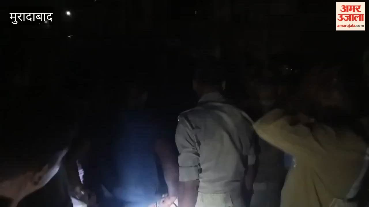 mechanic residing in Chakfazalpur, within the Kundarki police station area, has committed suicide