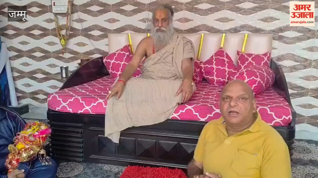 Chhari Yatra departs from Nowshera Thakurdwara, proceeds towards Middle Mata via Bawe Mata.