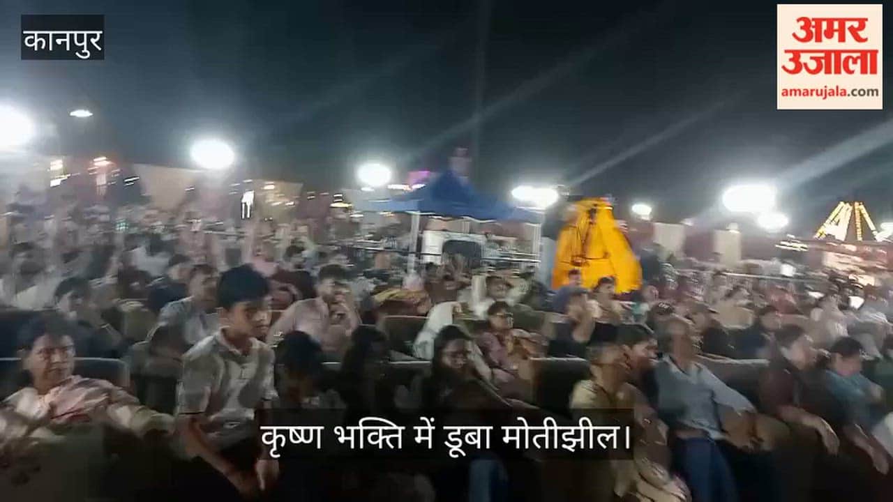 Devotional singer Twinkle Sharma mesmerises audience with Krishna bhajans