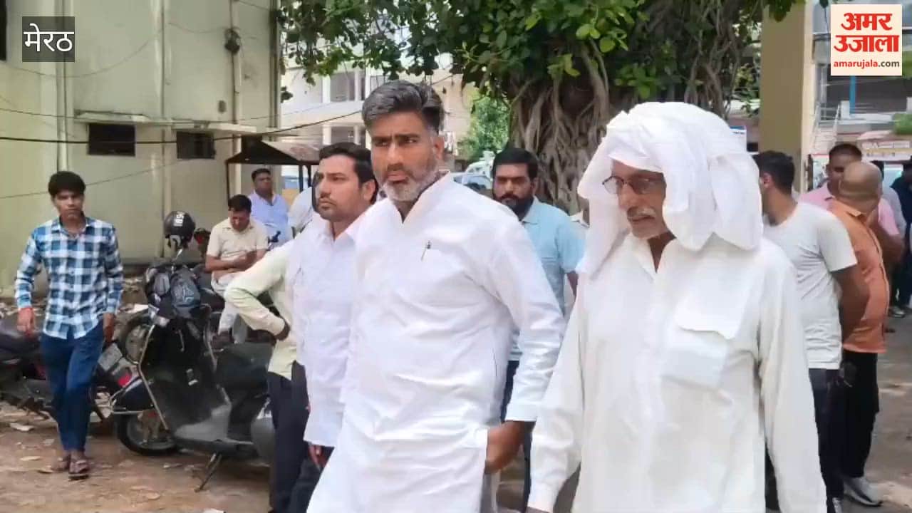Anushka Murder Meerut:  Atul Pradhan Meets Anushka family in Kankarkhera Meerut
