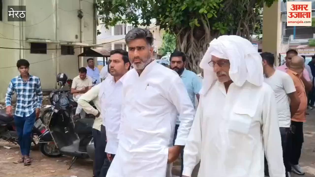 Anushka Murder Meerut:  Atul Pradhan Meets Anushka family in Kankarkhera Meerut