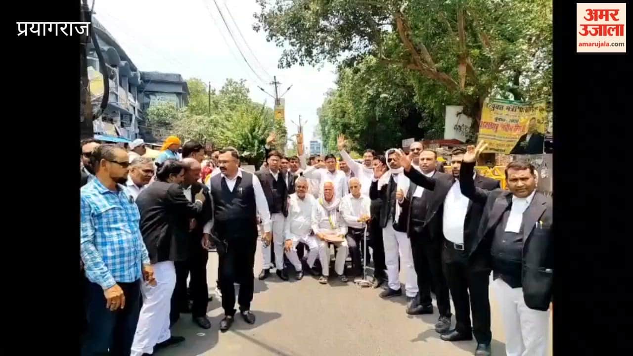 Lawyers staged a road blockade in front of the court to protest the assault on an advocate.