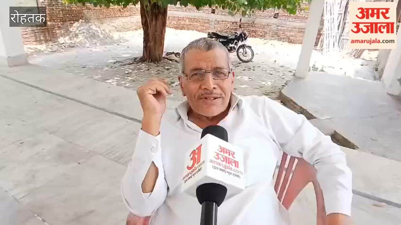 The problem of drinking water is troubling the people of Sunaria village