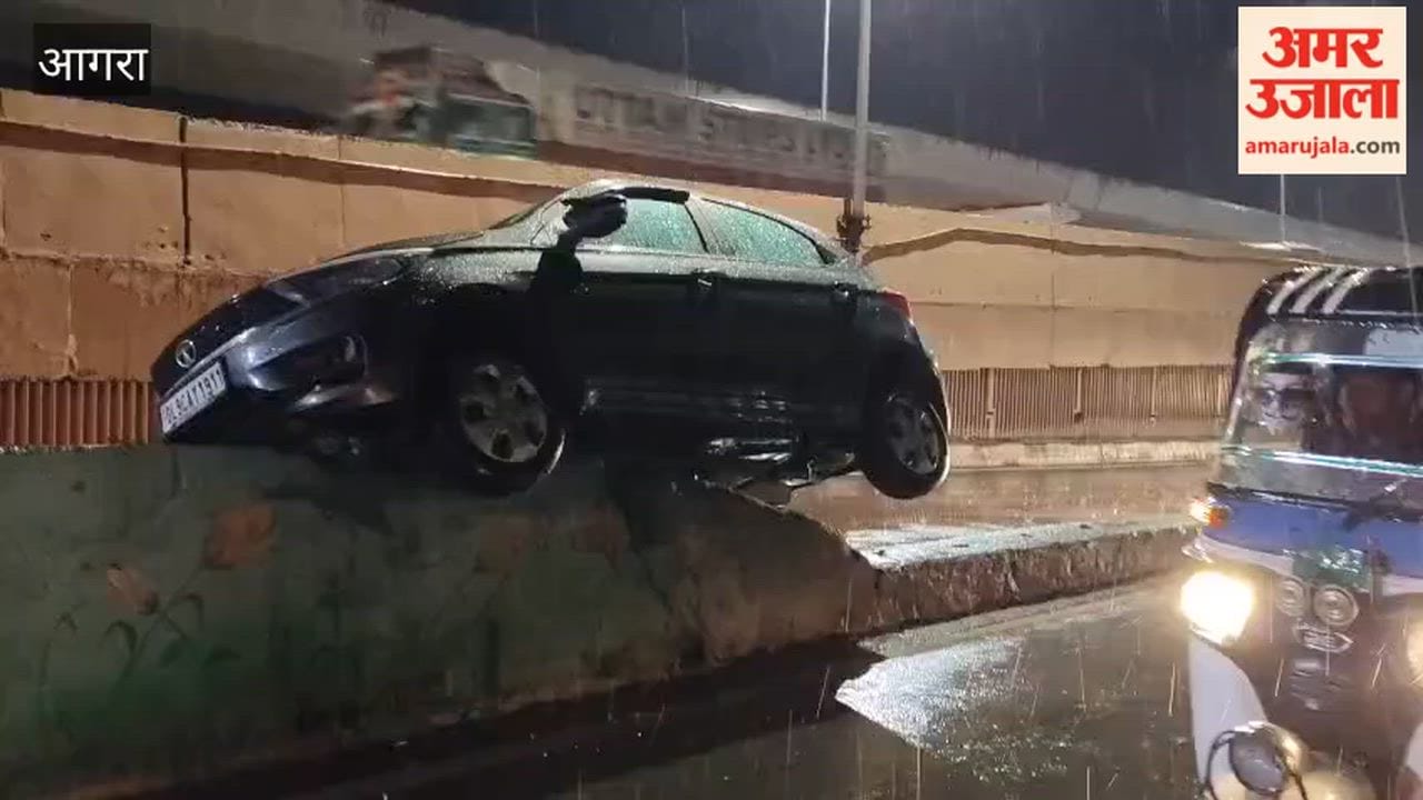 Car Climbs Divider Near St. Conrad School in Khandari During Storm, Narrow Escape in Agra