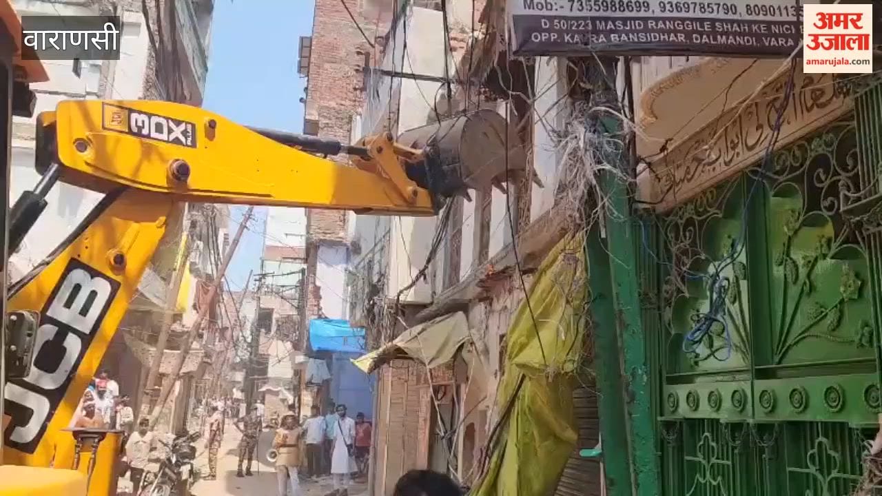 Bulldozer rolls again in Dalmandi 15 houses demolished