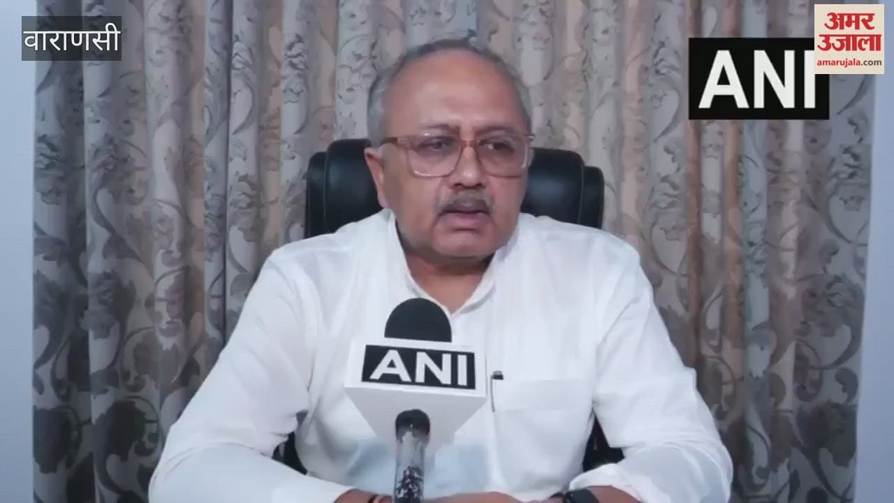 Minister of State Hansraj Vishwakarma Arrives to Meet Gargi Singh