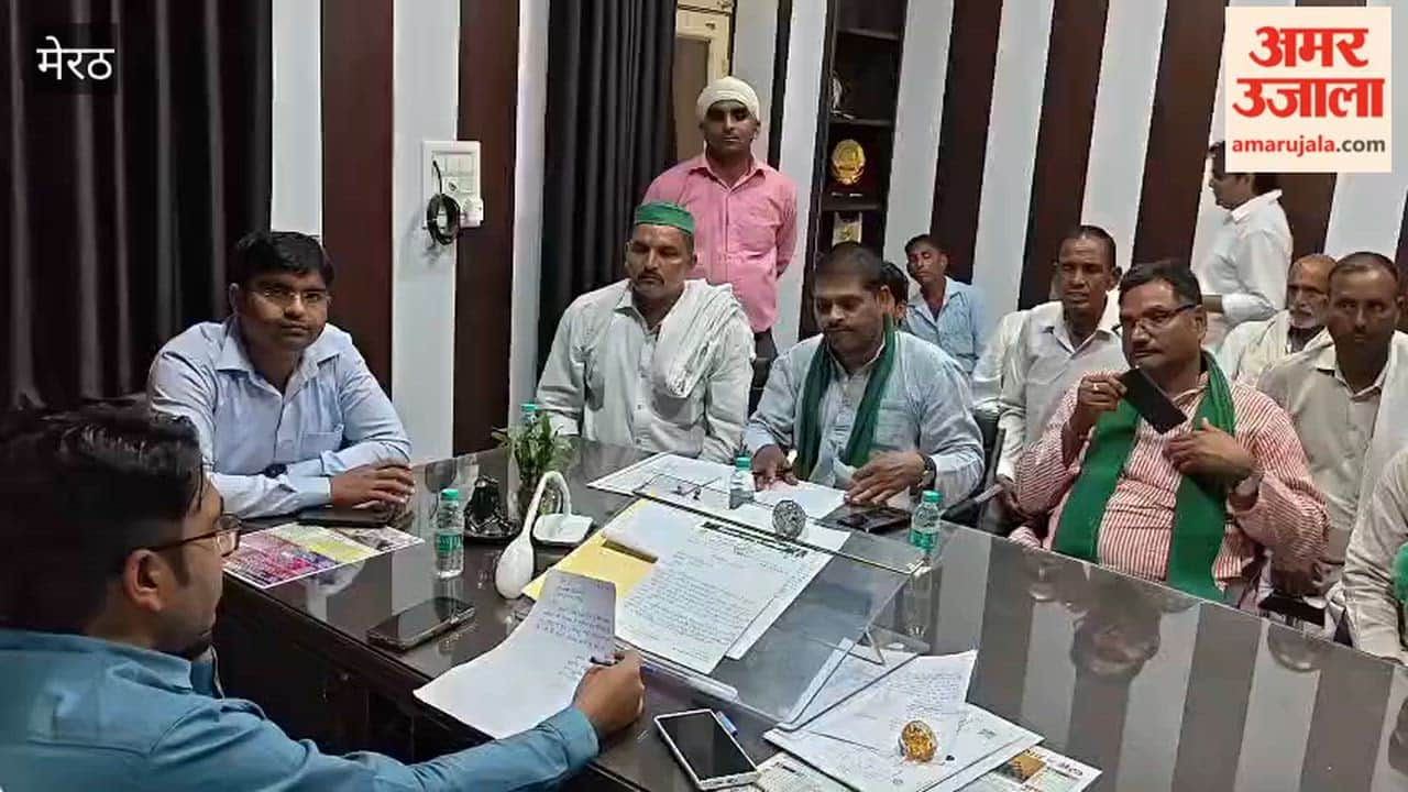 Meerut: Farmers angry in Sardhana tehsil over fertilizer and exploitation of farmers.
