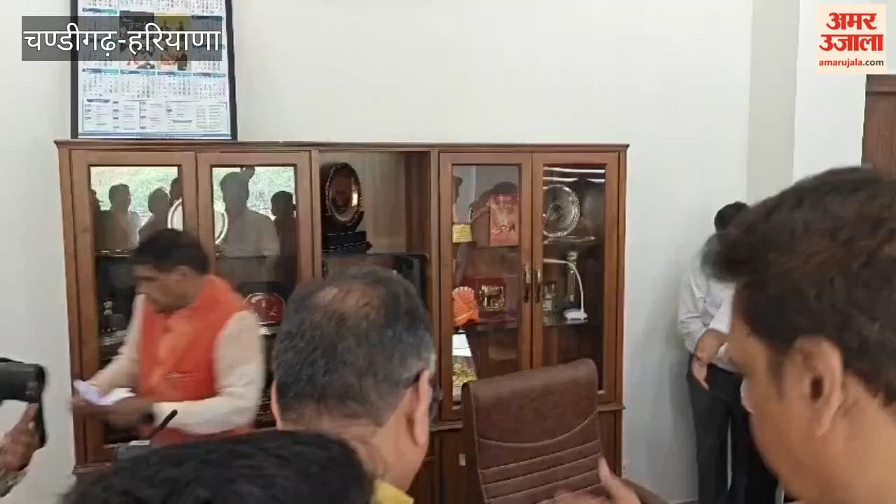 Dr. Archana Gupta Assumes Charge as Haryana BJP State President; CM Saini Felicitates Her.