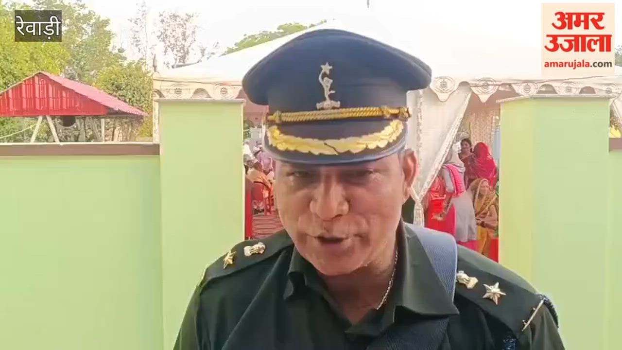 Army officer Ramesh Kumar, who returned to his village after 40 years of service, was given a grand welcome