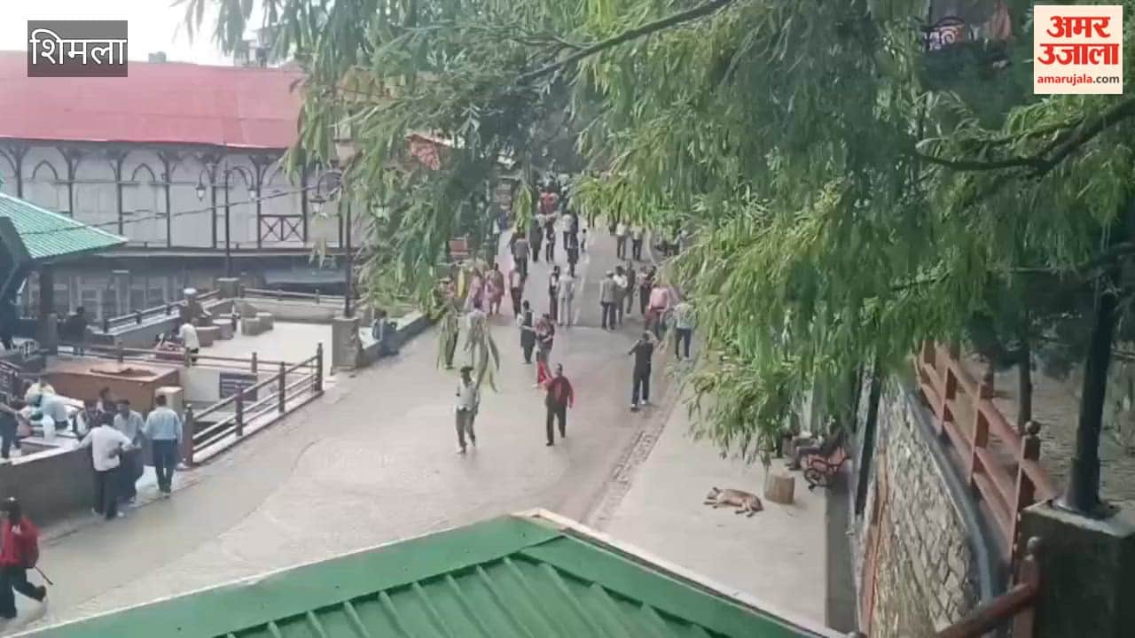 Shimla: Weather Turns Pleasant; Crowds of Tourists Flock to the Mall Road
