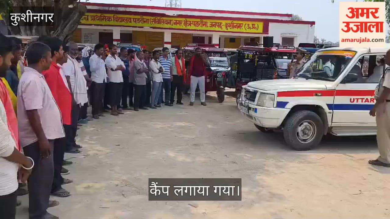 The traffic department organised a camp in the district, providing information to auto drivers.