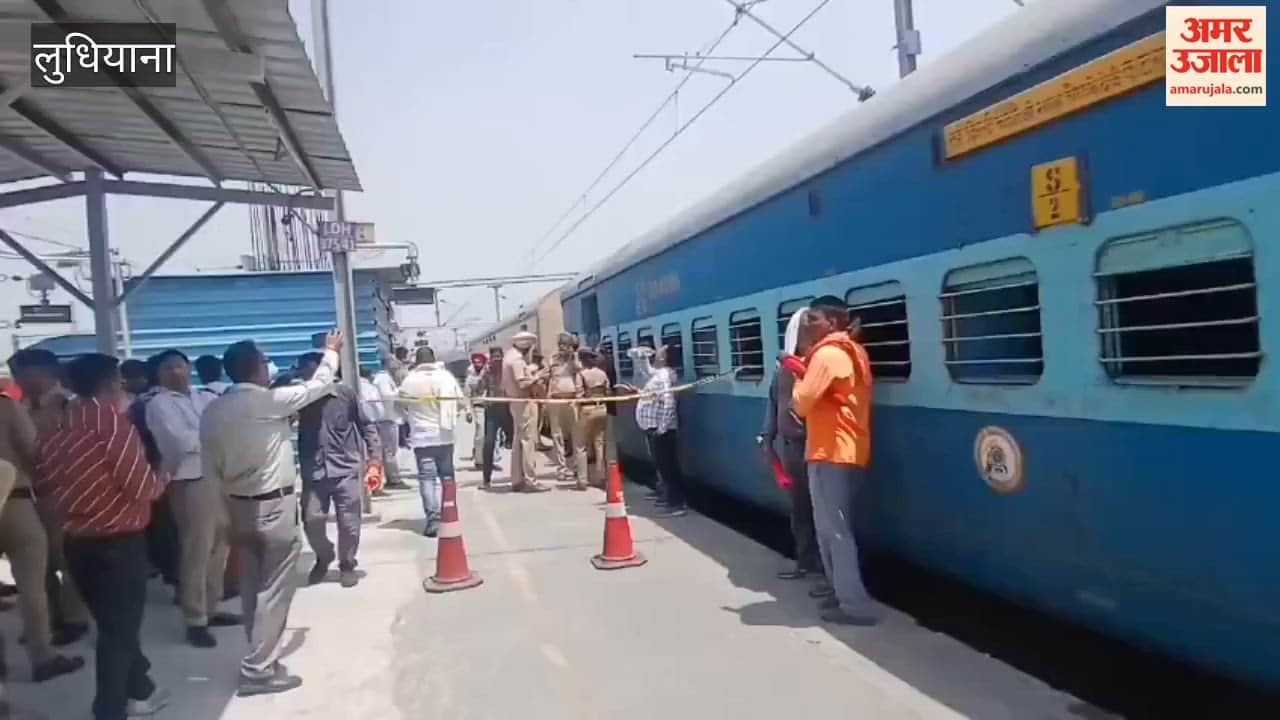 New Delhi-Katra train splits into two parts at Ludhiana railway station; sleeper coach toilet breaks apart with a loud bang.