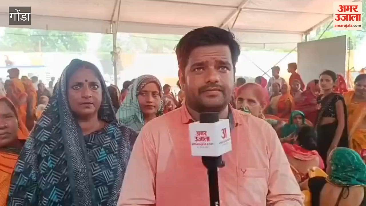 गोंडा में महिलाओं ने सीएम योगी के सामने बेबाकी से रखी अपनी बात