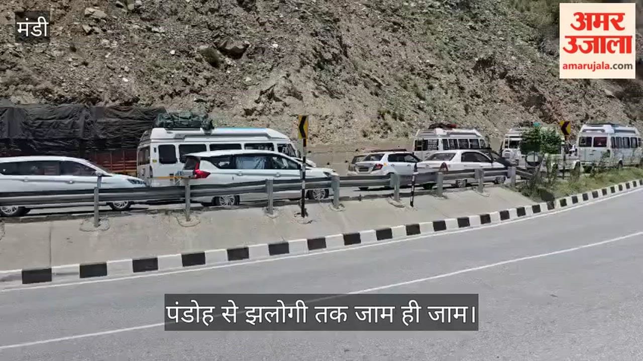 Traffic jams all the way from Pandoh to Jhalogi; movement disrupted throughout the day