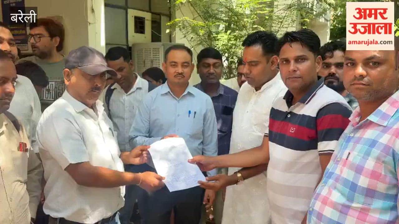 Outsourced workers in Bareilly submit memorandum over three months of unpaid honorarium