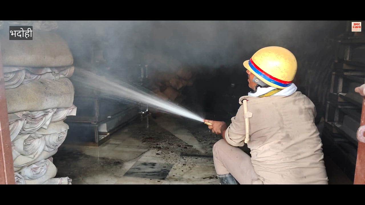 Fire at Tent House Warehouse Causes about one Crore Loss